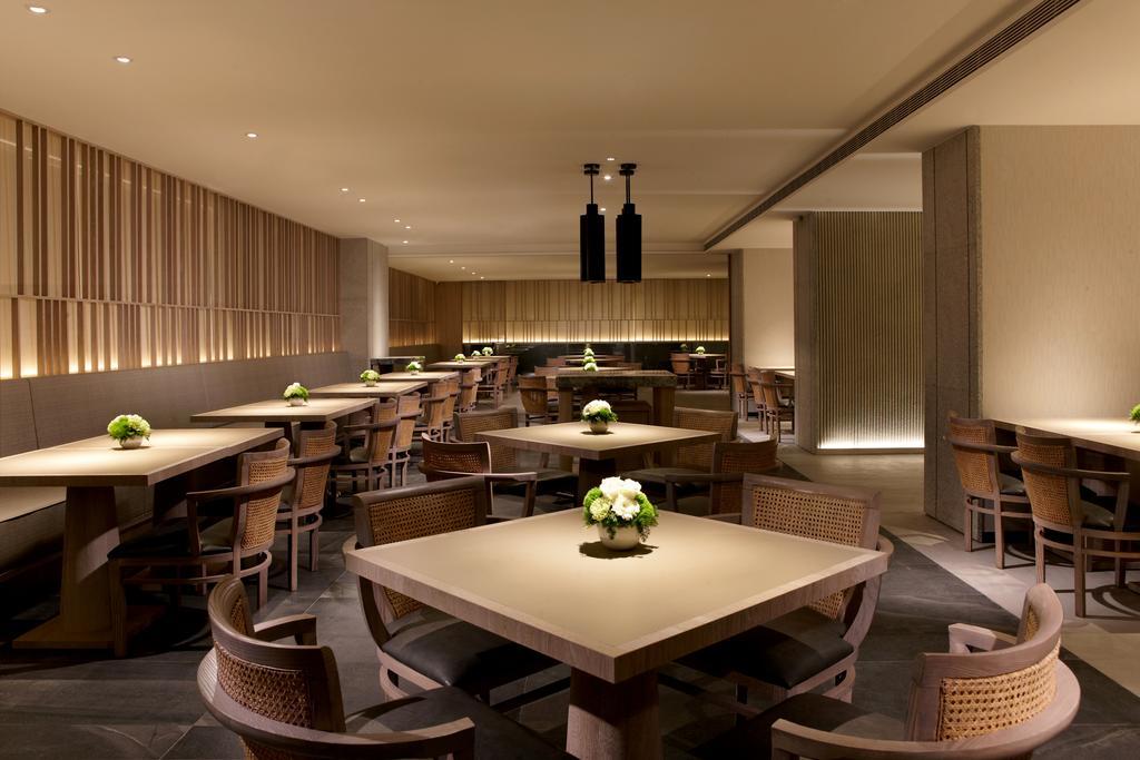 ホテル ウェルスプリング バイ シルクス 礁渓郷 エクステリア 写真 Restaurant in Tokyo