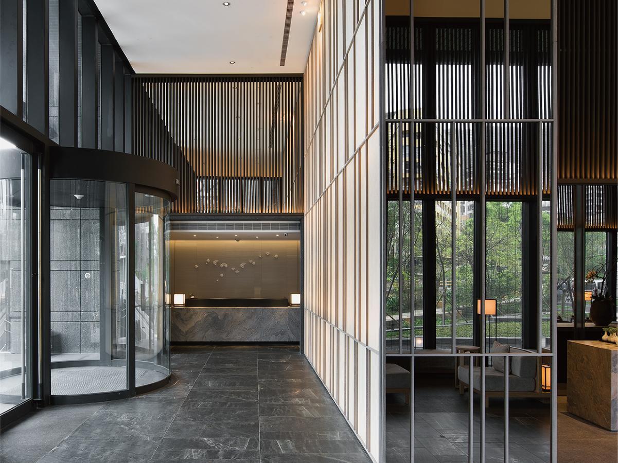 ホテル ウェルスプリング バイ シルクス 礁渓郷 エクステリア 写真 The lobby of the hotel