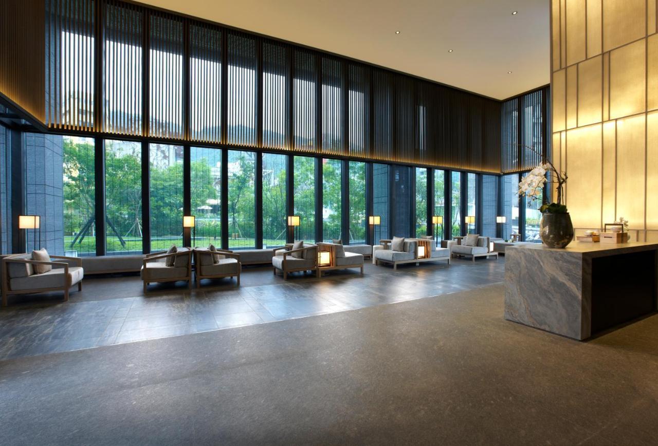 ホテル ウェルスプリング バイ シルクス 礁渓郷 エクステリア 写真 The lobby of The Hari