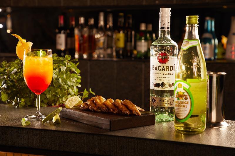ホテル ウェルスプリング バイ シルクス 礁渓郷 エクステリア 写真 Bacardi Rum